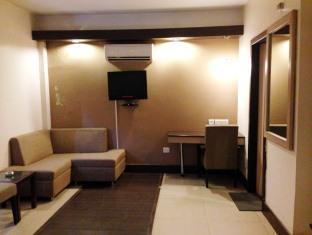 Pacific Inn Gurgaon Sec 41 Delhi  Exterior foto